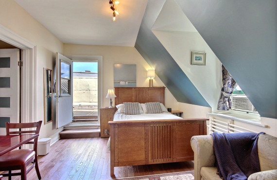 Double room Double room